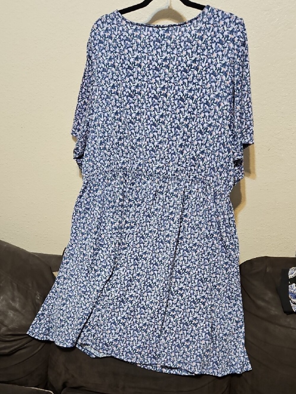 Ava & Viv Blue and White Floral Midi Dress - Picture 6 of 9